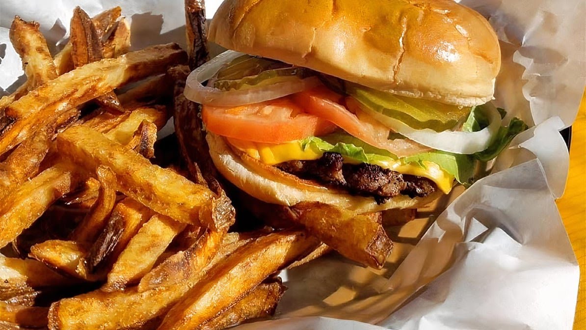 Sharon's Barbeque & Catering by null