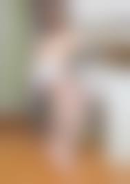 NAKED　フェチ|NAKEDスキニーガールは風船に座って猫と遊ぶ&それにジャンプフェチ/足毛深い猫 - Pornhub.com