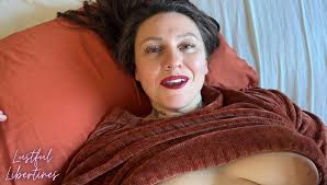 Big assed busty milf hairy pussy fingering outdoor alex lukinski sex reel on tiktok porn shorts jpg x Hairy pussy busty milf