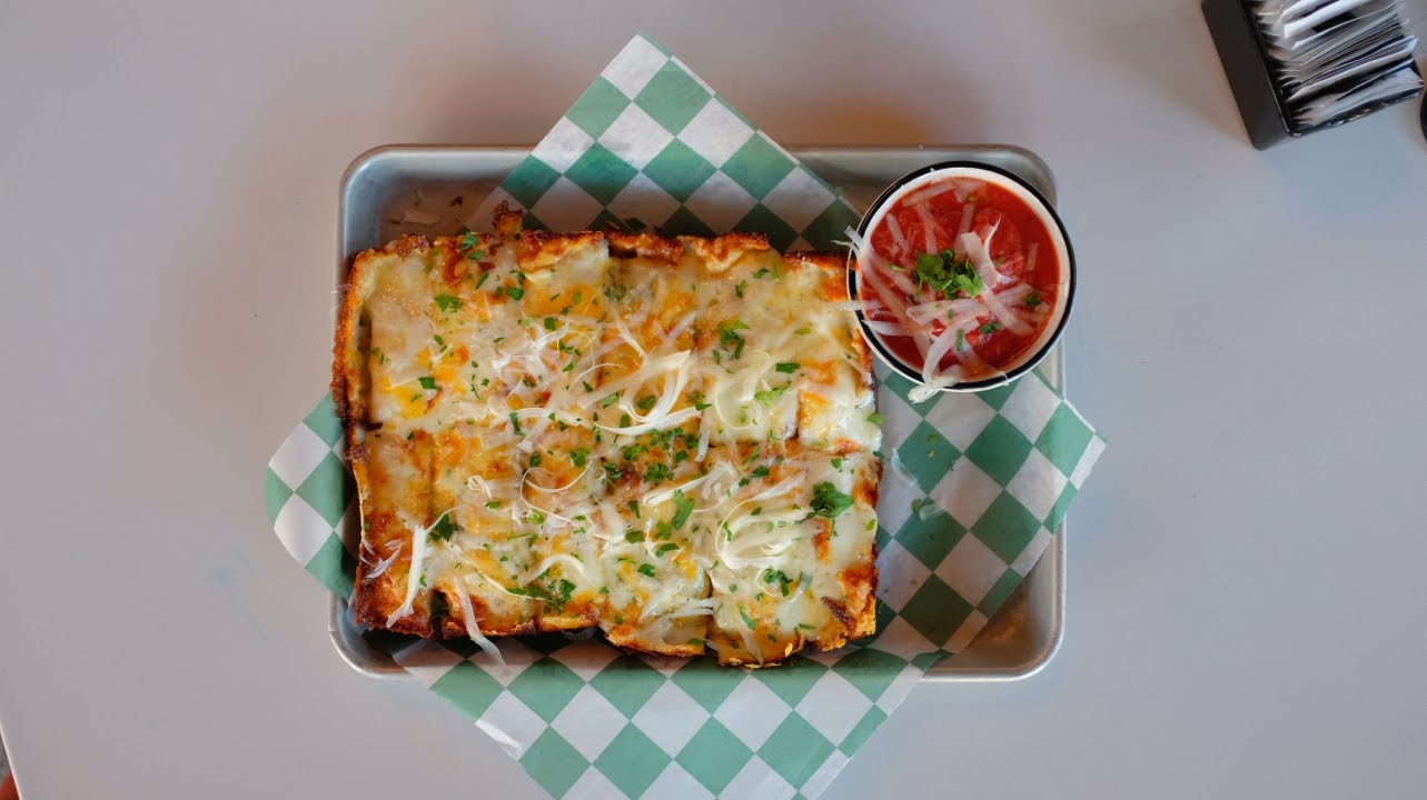 Wrecktangle Pizza by null