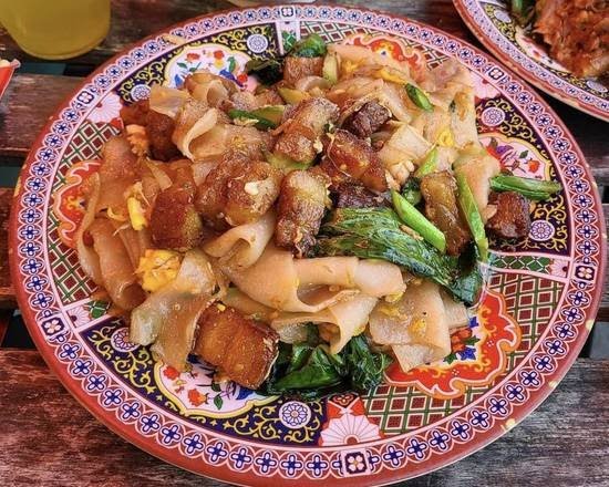 Noods n’ Chill by null