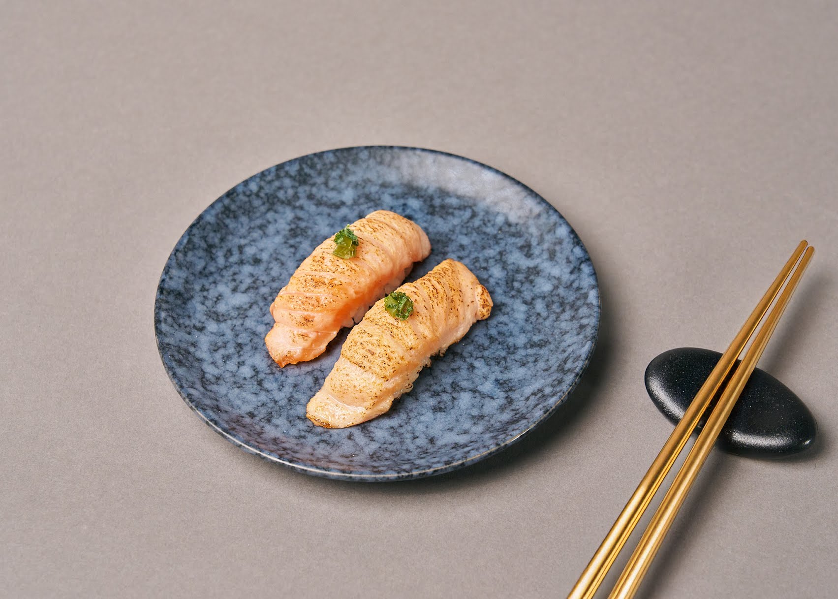 Naka Sushi & Izakaya by null