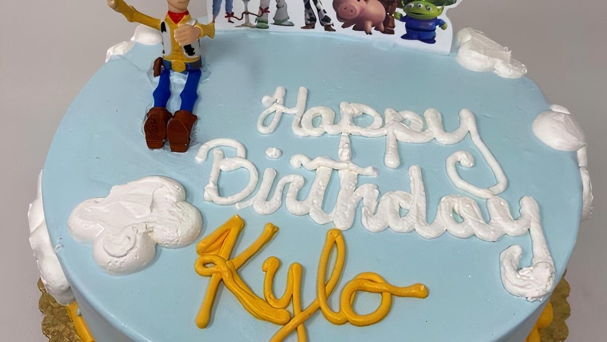 Tucker's Ice Cream by null