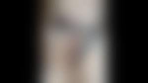 Tバック マンコ|T-バックを履いた変態お姉さんが濡れマンコを見せつける - Pornhub.com