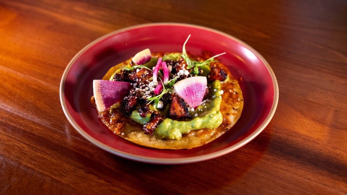 Mi Barrio Kitchen & Cocktails by null