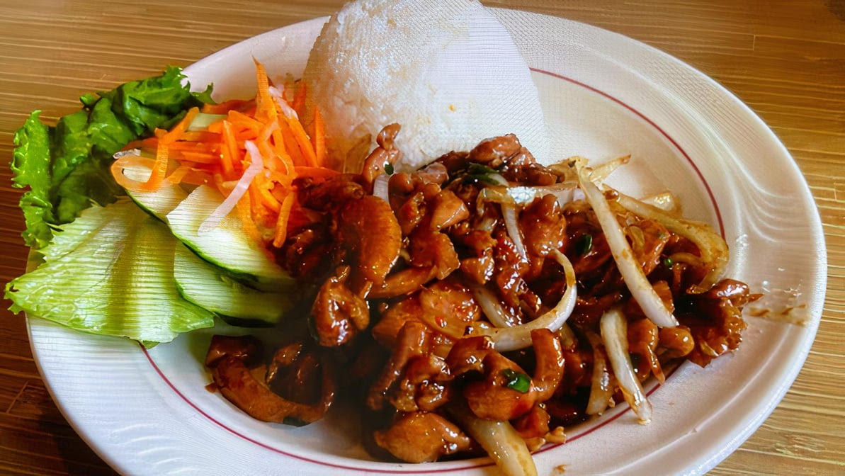 Quang Restaurant by null