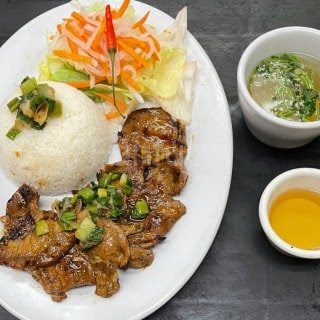 Pho Ha by null