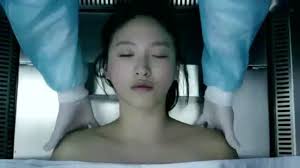 解剖女尸画像|法医解剖一具无名女尸,将内脏取出后,发现女尸一直都是活的
