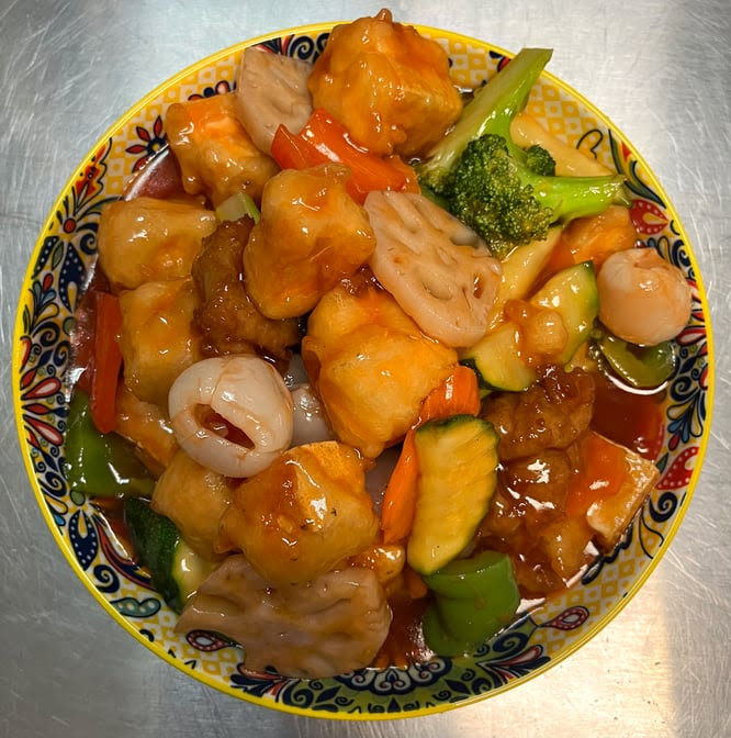 福林素食 Laughing Buddha Vegetarian Bistro by null