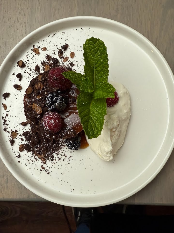 Saigon House by null