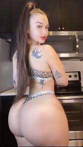 Thick ass white chicks jpg x Thick ass white chicks