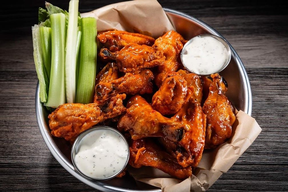 Hennessey's Tavern by null