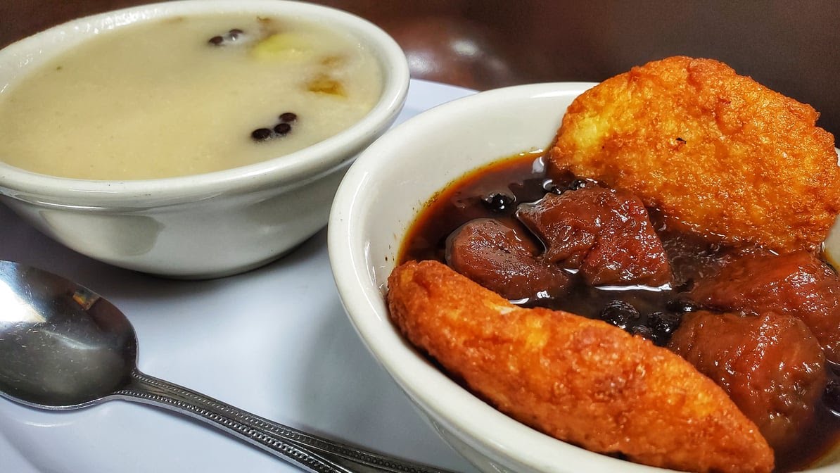 La Pupusa Loca by null