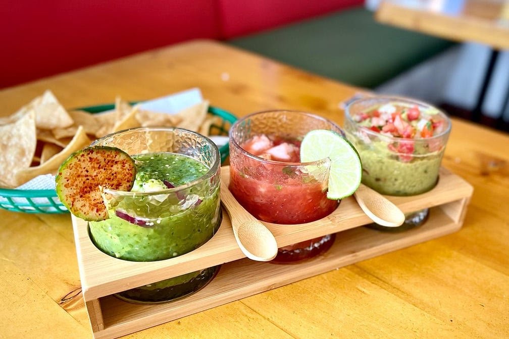 Los Cuervos Taqueria & Cantina by null