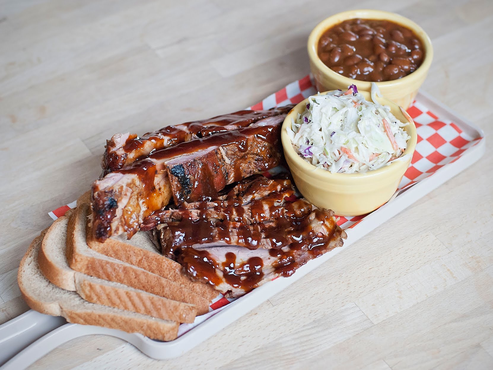 Roderick's BBQ by null