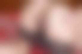 mature hairy british pussy|British hairy housewife shows off her hairy vagina - Mature.nl