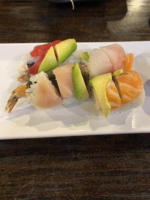 Momo Sushi by null