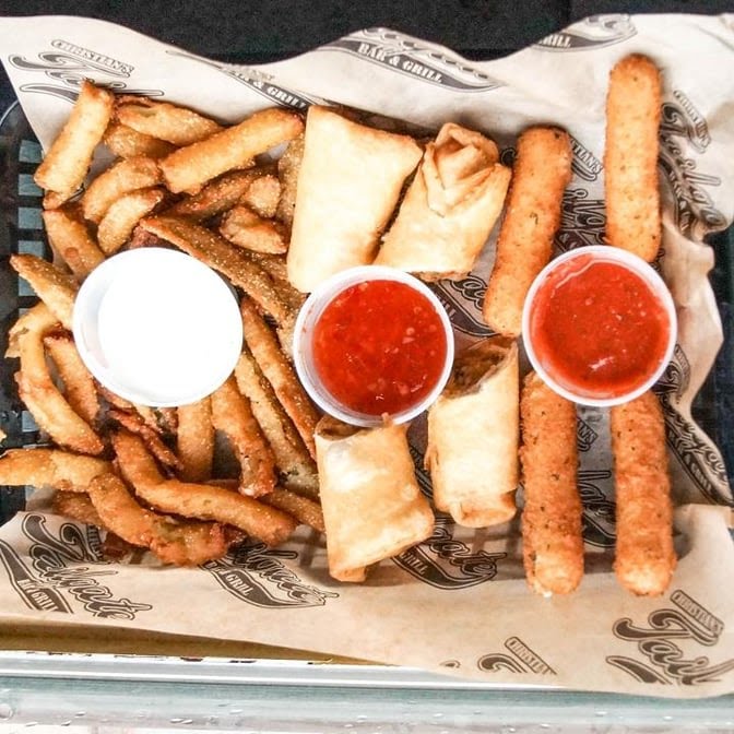 Christians Tailgate Bar & Grill by null