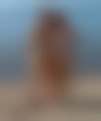 mom daughter nude parenting|Expert explains impact of seeing parents naked as mum reveals why she walks  round house nude in front of son - Health - LADbible