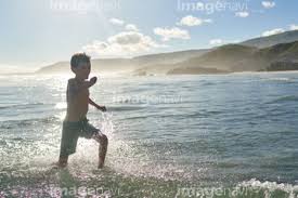 白人 小学生 裸|小学生 裸 男の子 白人 楽しみ 夏】の画像素材 | 年齢・人物の写真素材ならイメージナビ