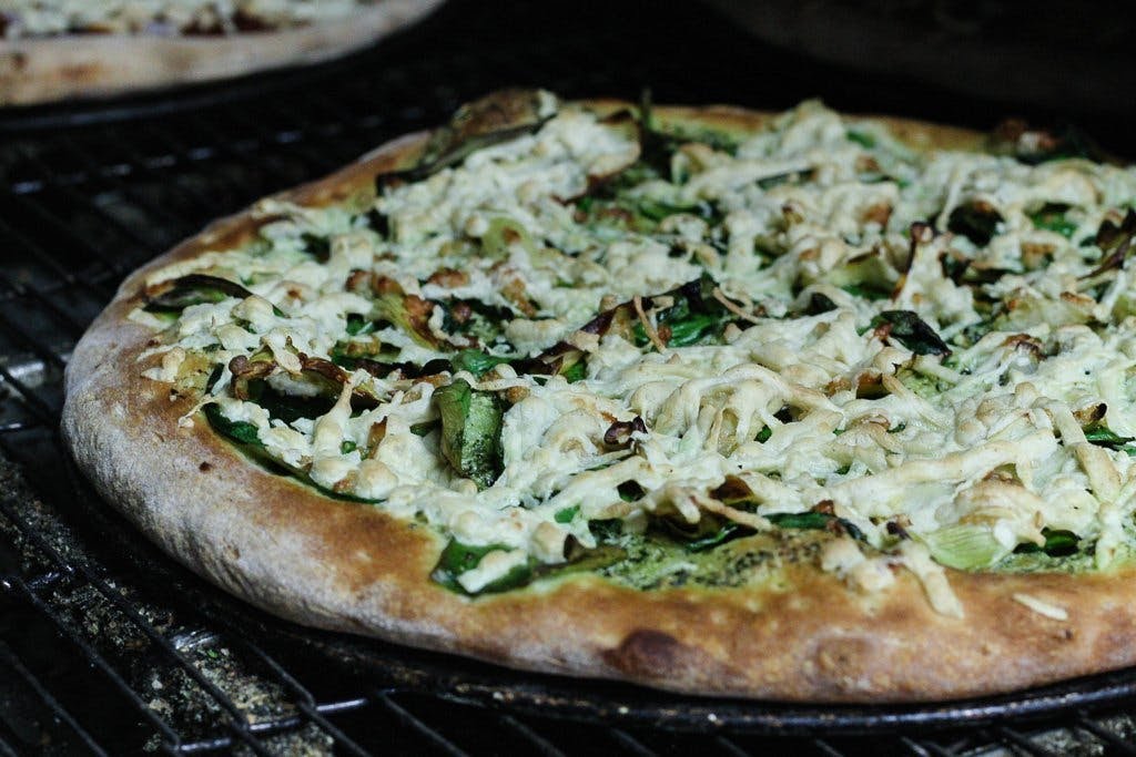Cruzer Pizza 100% Vegan by null