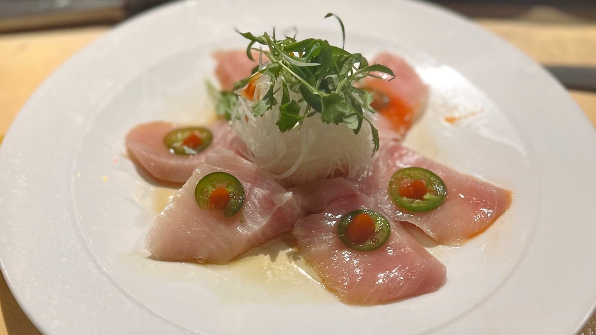 Sasa Sushi by null