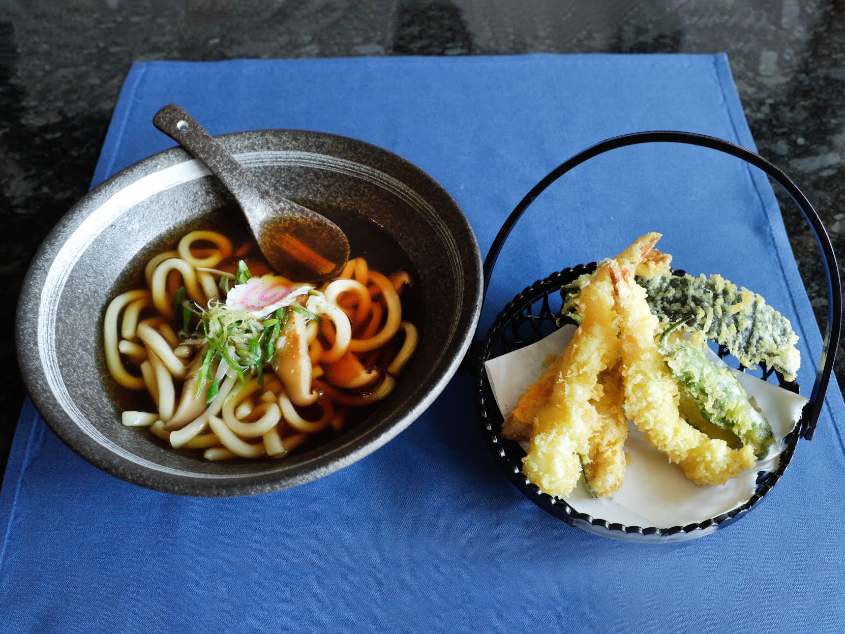 Kaze Sushi Bar and Grill by null