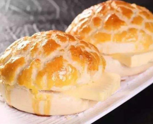 Yummy Bakery & Cafe by null