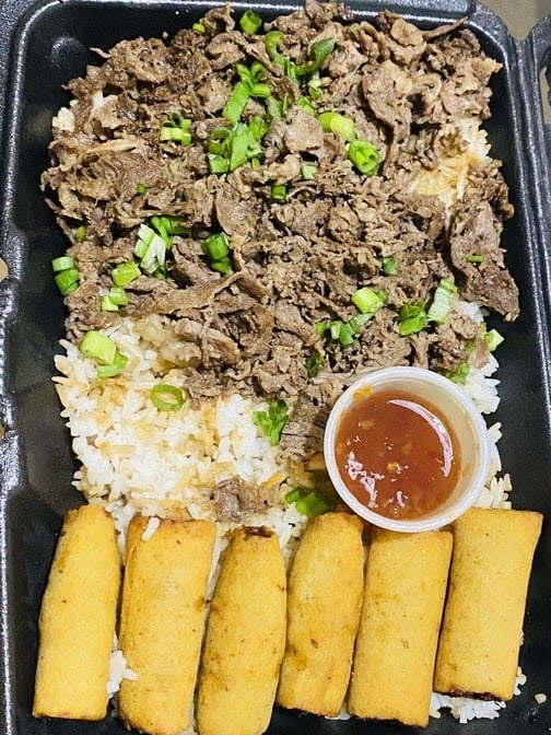 Oming's Kitchen Sahara and Nellis by null