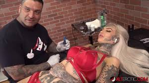 Tattoo babes galleries hot sexy tattoo girls tony space jpg x Tattoo girl