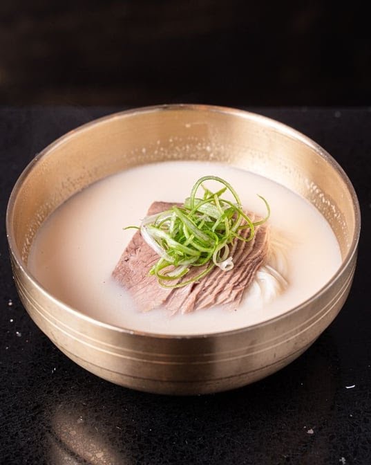Daeho kalbijjim & beef soup by null