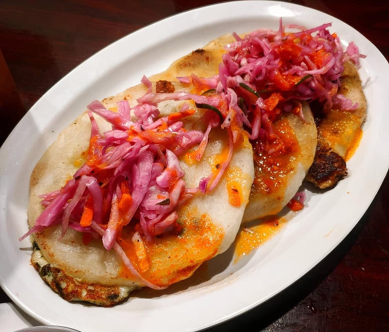Ricas Pupusas & Mas by null