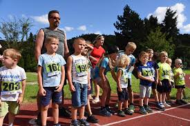 rajce  [[[[deti idnes rajce bath 12|Child Girl Bathe Summer Bathtub Garden Visiting Village Grandparents —  Stock video © ArtemGromov #636894114