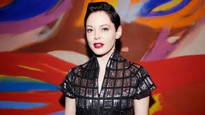 Marilyn manson and rose mcgowan at the mtv jpg x Rose mcgowan