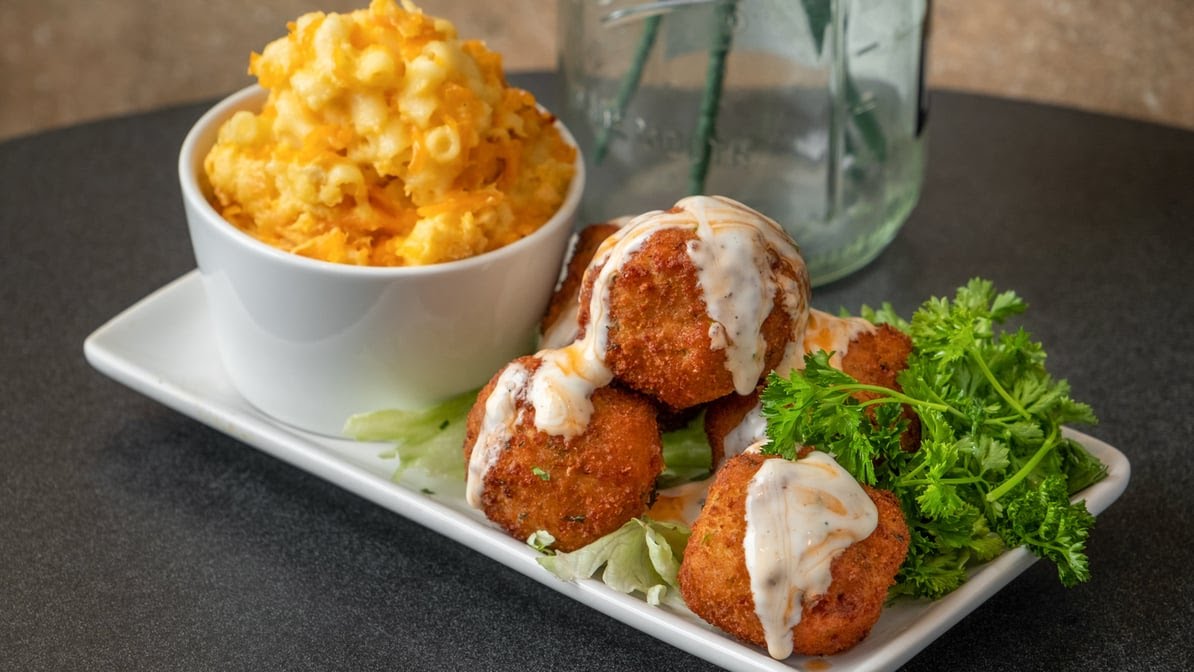 Millies Kitchen by null