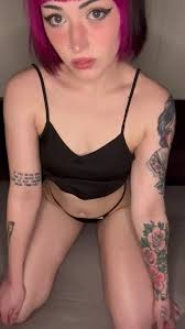 Tyeiupqebgl jpg x Emo orgasm