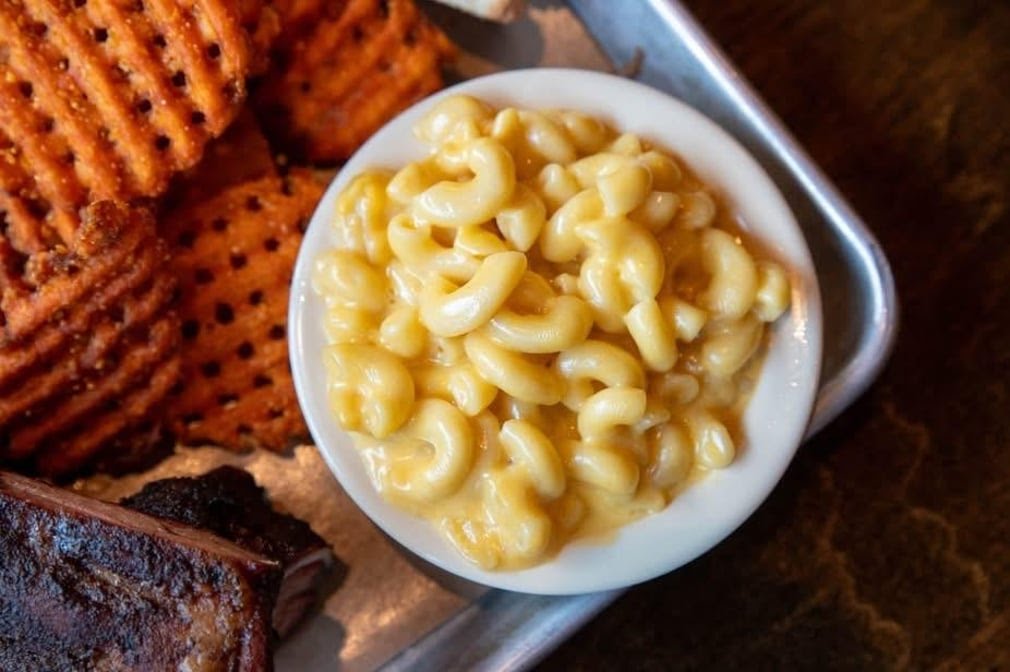 Albert G's Bar-B-Q by null