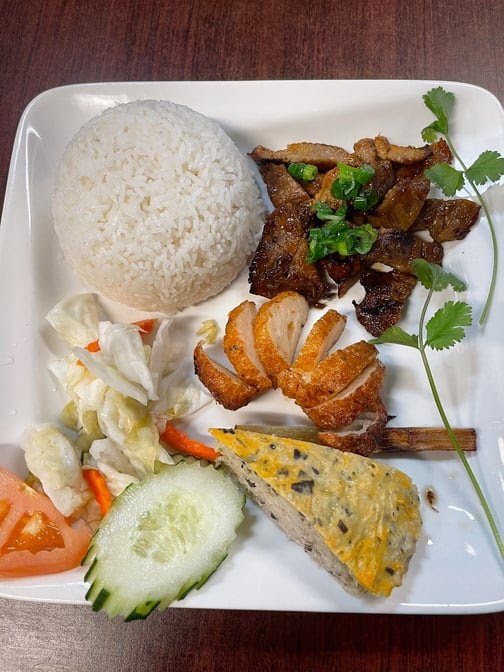 Pho BamBu by null