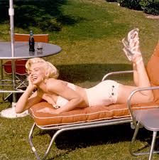 monroe fake nude|Wall Calendar 2022 [12 pages 20x30cm] MARILYN MONROE Nude Erotic Photos :  Amazon.co.uk: Books