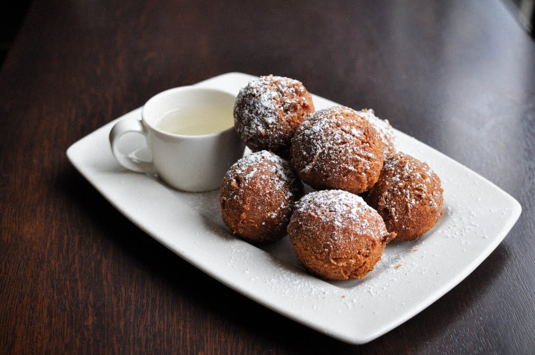 Five Horses Tavern - South End by null