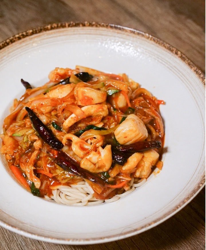 Shang Noodle & Chinese by null