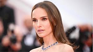 Natalie portman strips off in cheeky still from new film planetarium jpg x Natalie portman