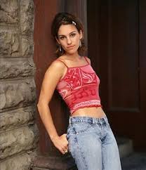 Amy jo johnson gif x Amy jo johnson