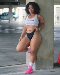 Eaf ggaaawavb qneg cwch jpg x Thick black women