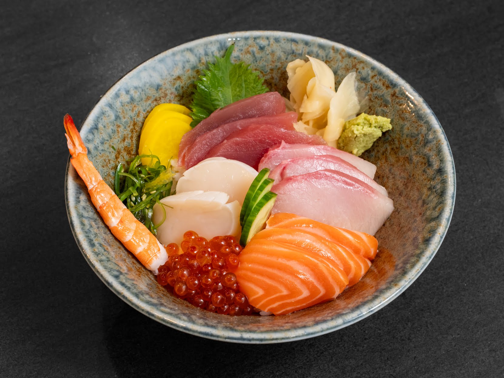 Mangetsu Sushi by null