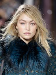 Katie Holmes Lohan fakenude|Die Spielregel (1939) - Neuigkeiten - IMDb