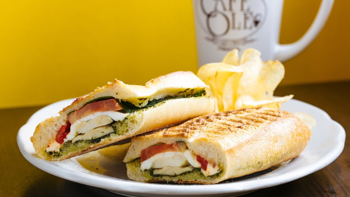 Cafe Ole by null