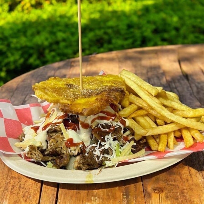Los Chamos Miami Food Truck by null