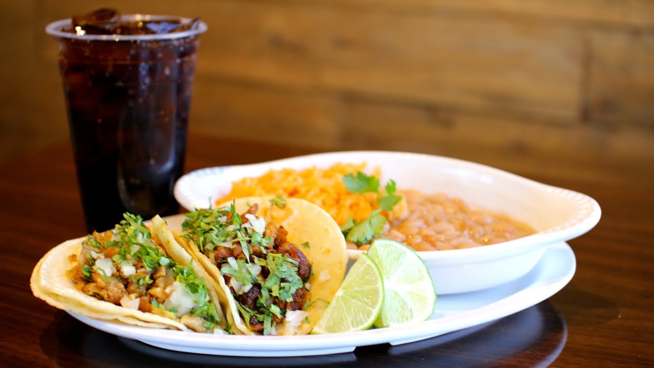 Frijoles & Frescas Grilled Tacos by null