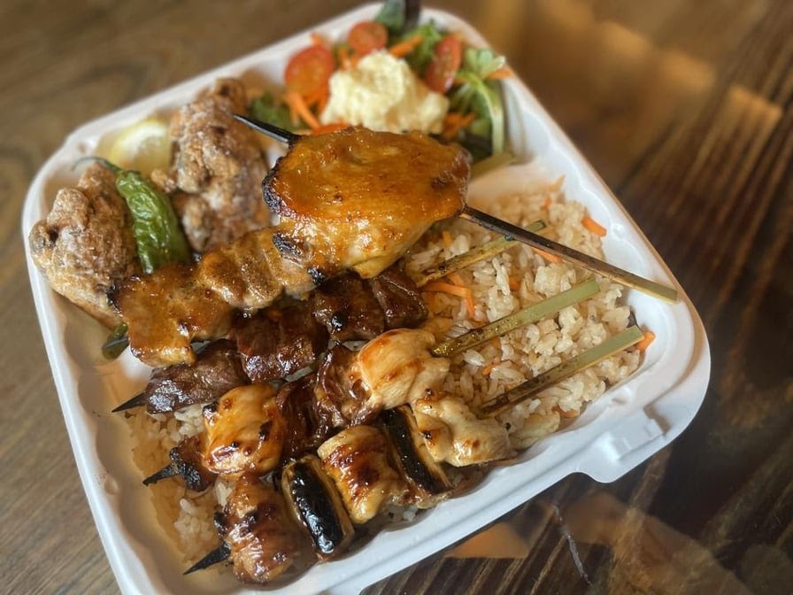 Yakitori Edomasa by null